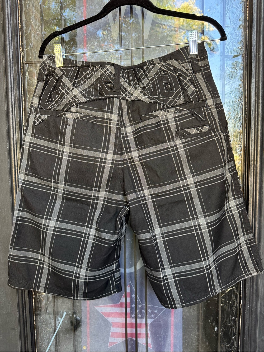Vintage Quiksilver Y2K Plaid Skater Shorts Spellout Back Logo Size 31